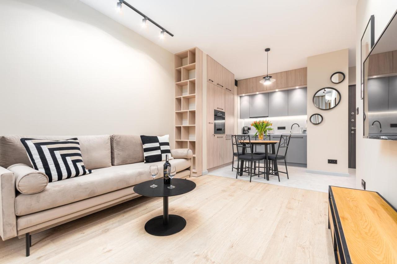 Bg Premium Apartments Mennica Residence وارسو المظهر الخارجي الصورة